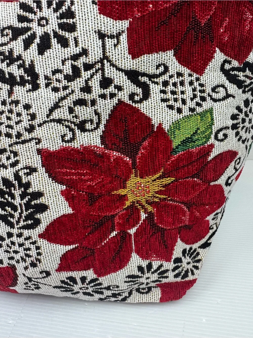 NWT Merry Christmas Tote Bag Poinsettia Floral Themed Style #TRSNO-TB 23x18x9”